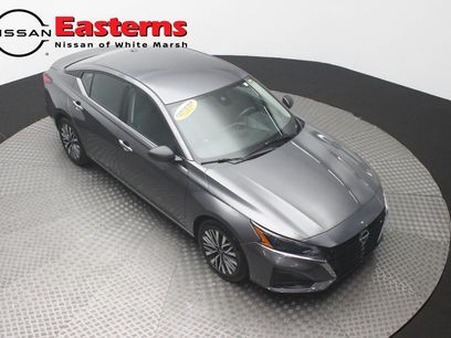 Used 2025 Nissan Altima 2.5 SV