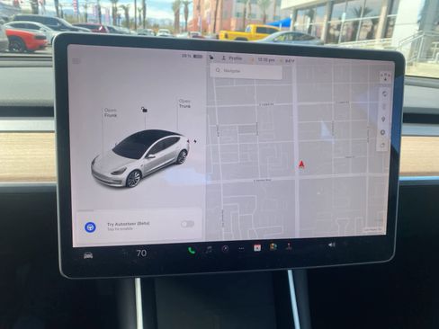Used 2020 Tesla Model 3 Long Range image 15