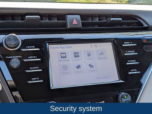 Used 2018 Toyota Camry SE w/ Moonroof Package FWD image 20