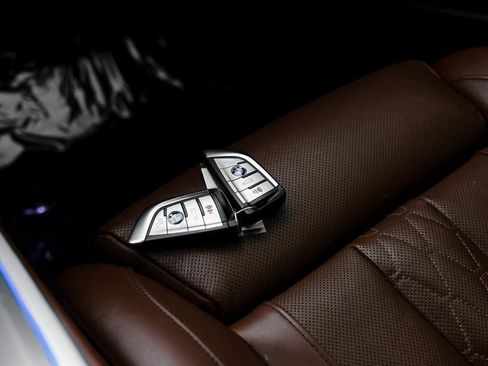 Used 2021 BMW X5 xDrive40i w/ Executive Package image 65