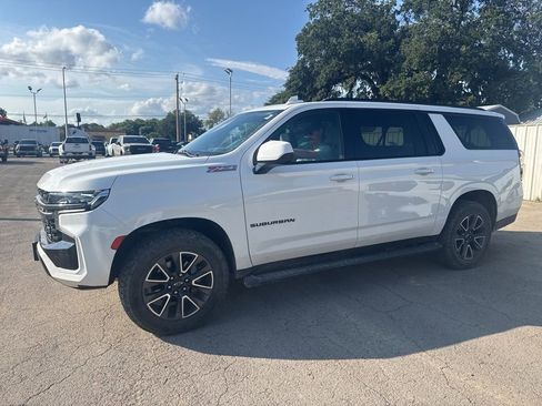 Used 2021 Chevrolet Suburban Z71 AWD/4WD image 1