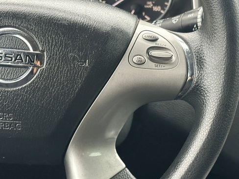 Used 2018 Nissan Murano S image 22