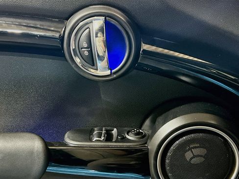 Used 2015 MINI Cooper S FWD image 12