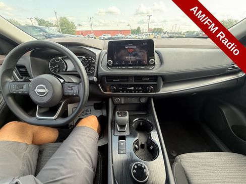 Used 2023 Nissan Rogue SV AWD/4WD image 22