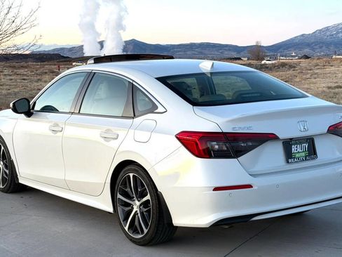 Used 2024 Honda Civic Touring image 6