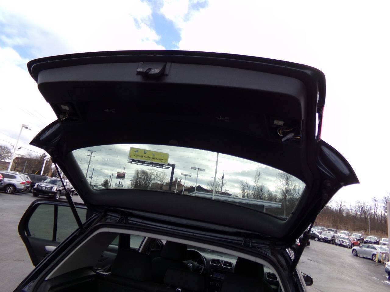 Used 2013 Volkswagen Golf TDI FWD image 17