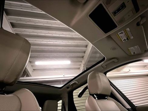 Certified 2025 Land Rover Discovery Sport S image 30