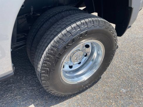 Used 2024 RAM 3500 Laramie AWD/4WD image 14