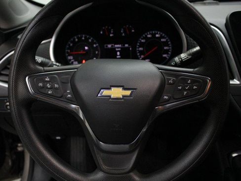 Used 2024 Chevrolet Malibu LT image 10