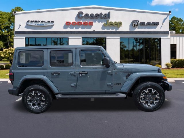 New 2026 Jeep Wrangler Unlimited Sahara AWD/4WD image 3
