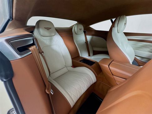 Certified 2024 Bentley Continental GT image 2