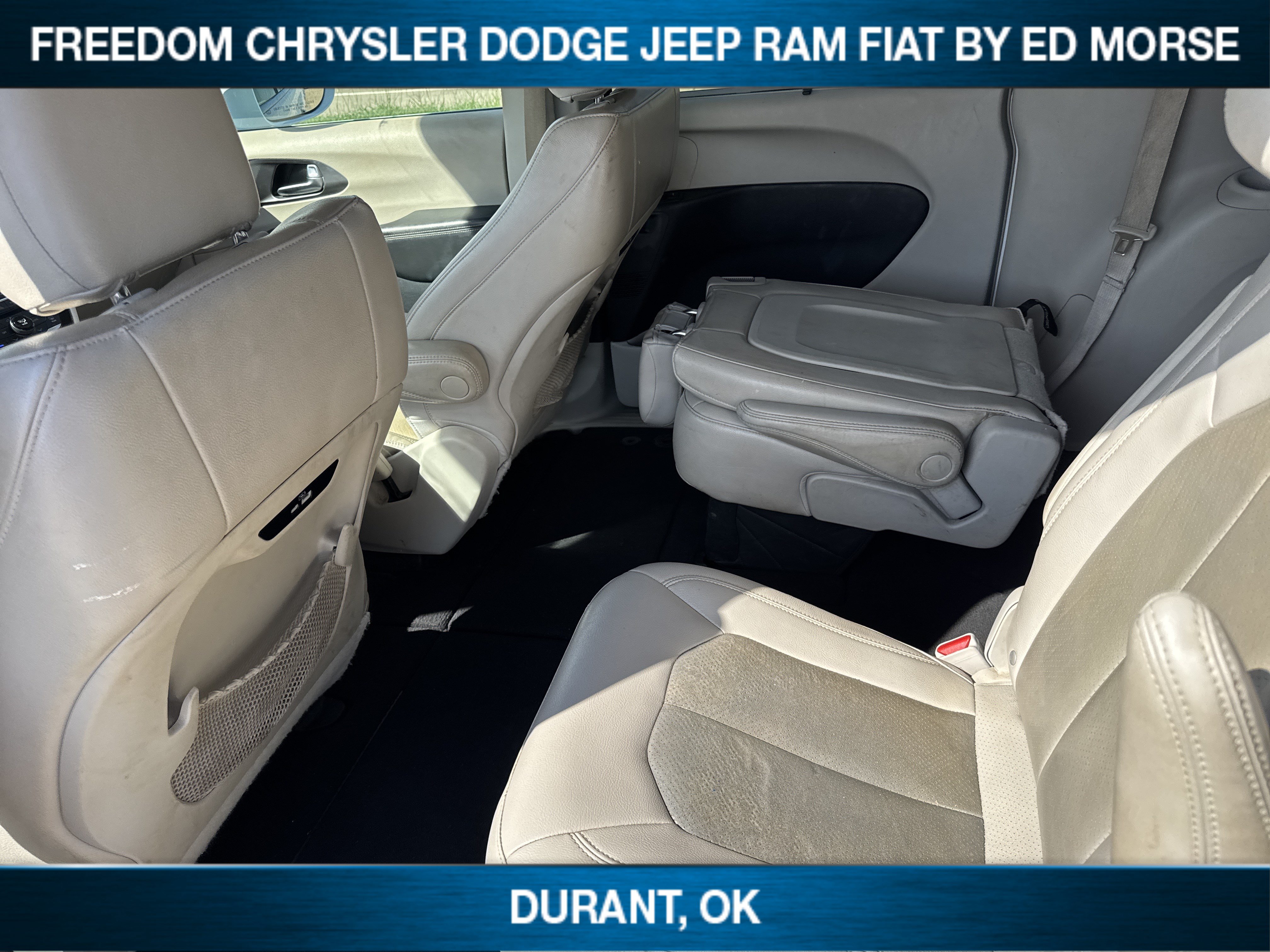 Certified 2021 Chrysler Pacifica Touring-L FWD image 8