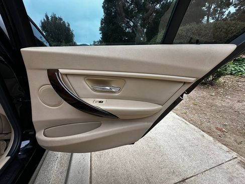 Used 2015 BMW 328i Sedan RWD image 26