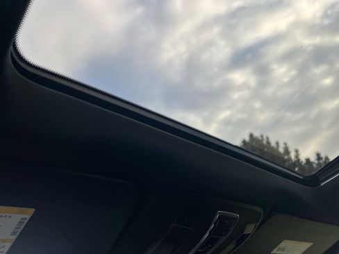 Used 2017 Mercedes-Benz GLS 450 4MATIC w/ Premium Package image 25