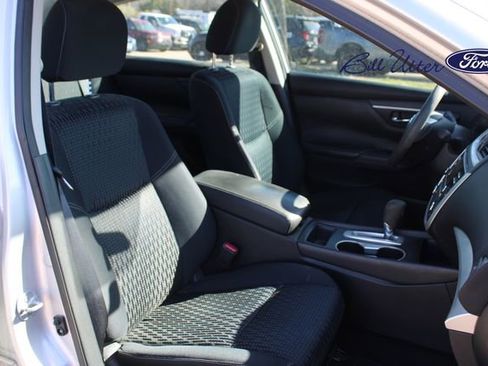 Used 2016 Nissan Altima 2.5 S w/ Power Driver Seat Package image 11
