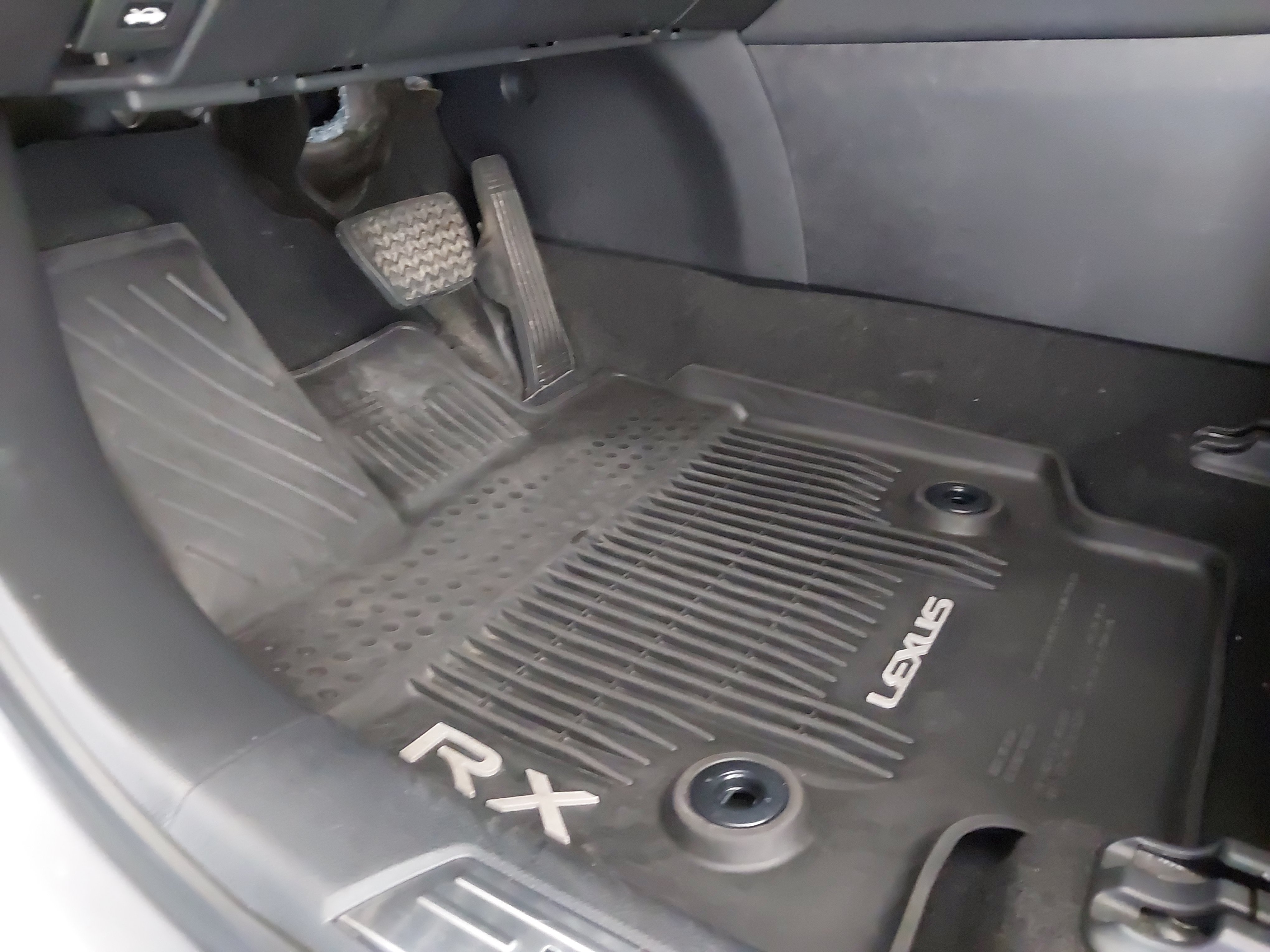 Used 2023 Lexus RX 350 Premium w/ Accessory Package AWD/4WD image 23