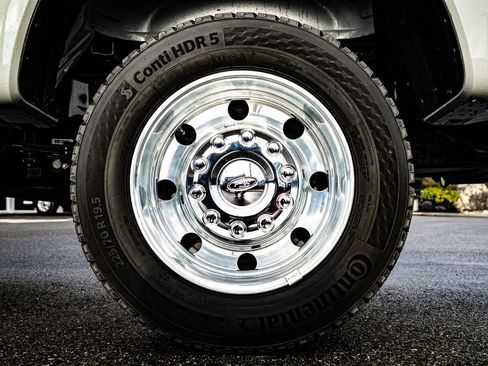 Used 2025 Ford F450 Platinum image 11