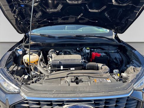 Used 2025 Ford Escape Active w/ Cold Weather Package image 15