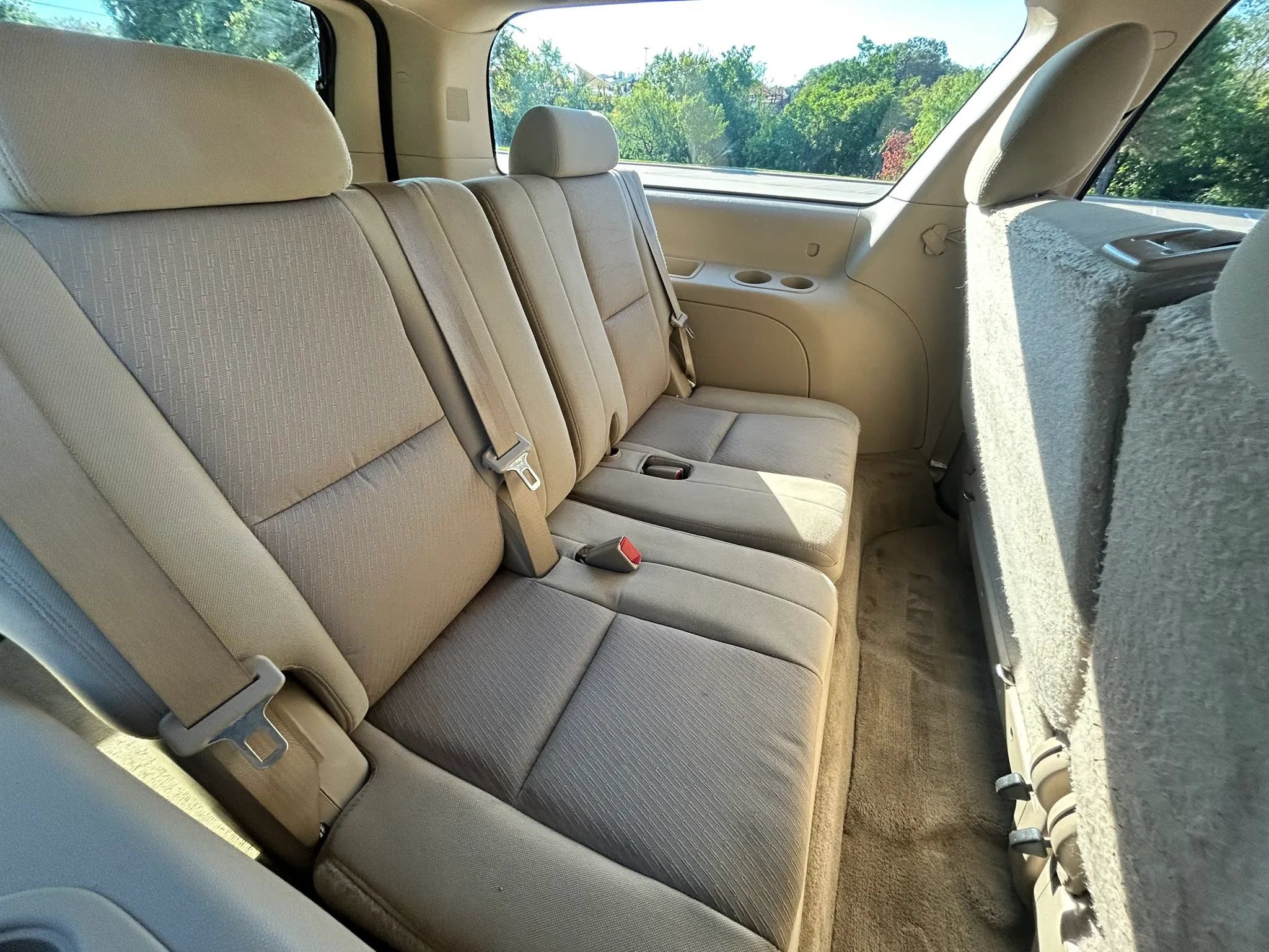 Used 2013 Chevrolet Suburban LS w/ Convenience Package 1 RWD image 16