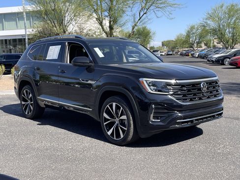 Used 2025 Volkswagen Atlas SEL Premium R-Line AWD/4WD image 7
