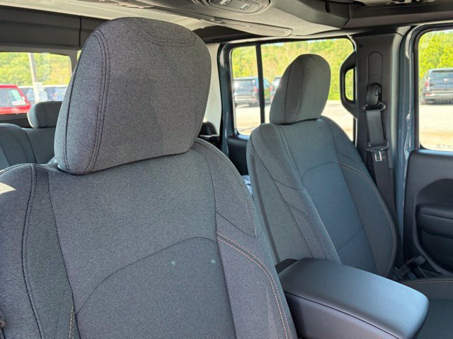 New 2026 Jeep Gladiator Sport AWD/4WD image 28