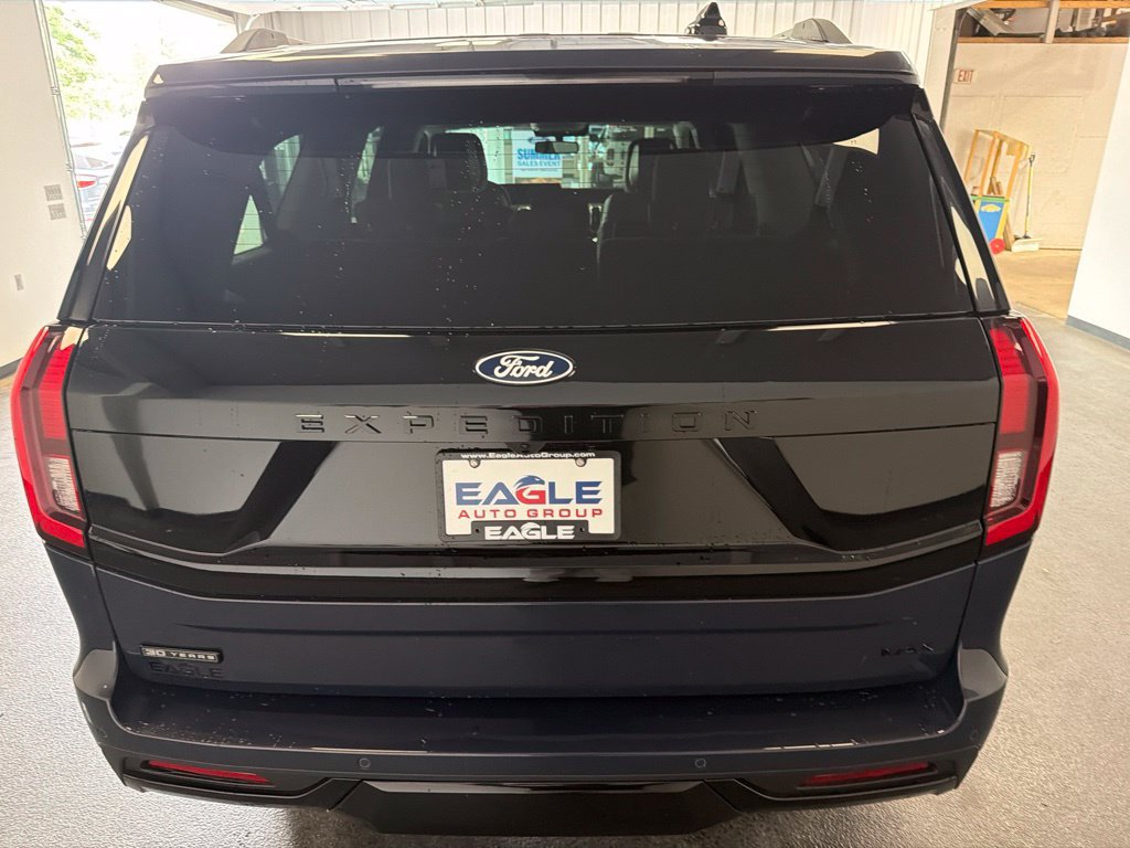 New 2027 Ford Expedition Max Platinum AWD/4WD image 4