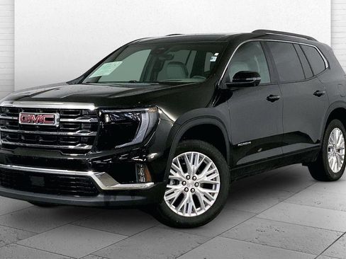 Used 2026 GMC Acadia Elevation w/ Elevation Premium Package FWD image 12