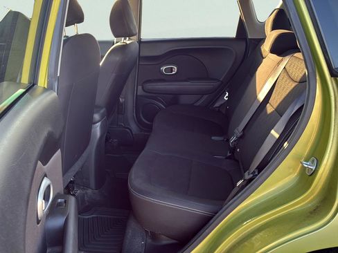 Used 2016 Kia Soul image 25