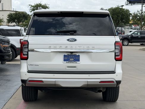 Used 2023 Ford Expedition Limited RWD image 5