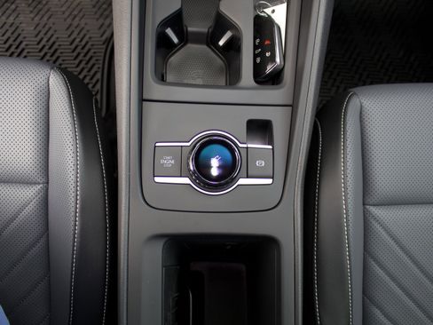 New 2026 Volkswagen Tiguan SE AWD/4WD image 22