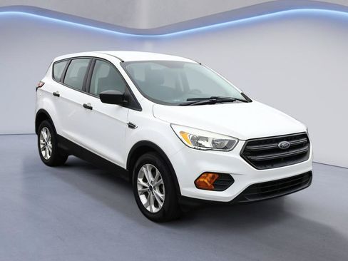 Used 2017 Ford Escape S FWD image 10