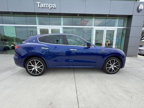 Used 2022 Maserati Levante GT AWD/4WD image 18