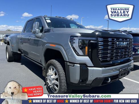 Used 2025 GMC Sierra 3500 Denali Ultimate AWD/4WD image 1