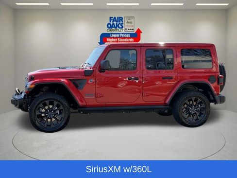 Certified 2025 Jeep Wrangler Unlimited Sahara AWD/4WD image 12