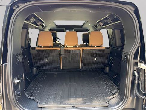 New 2026 Land Rover Defender 110 X-Dynamic SE AWD/4WD image 28