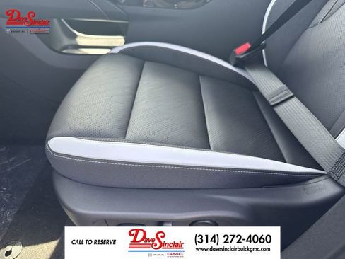 New 2026 Buick Envision Sport Touring AWD/4WD image 12