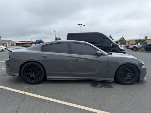 Used 2018 Dodge Charger R/T Scat Pack w/ Dynamics Package RWD image 2
