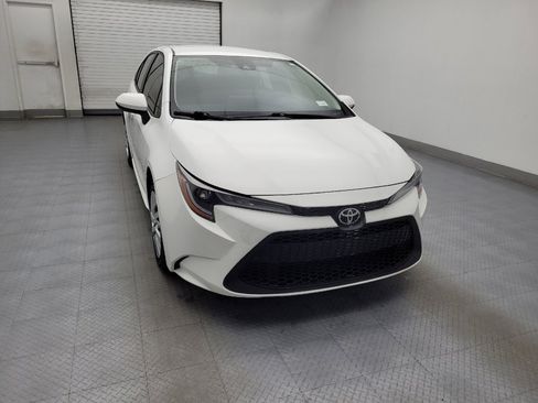 Used 2021 Toyota Corolla LE image 14