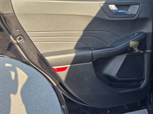 Used 2023 Ford Escape ST-Line FWD image 33