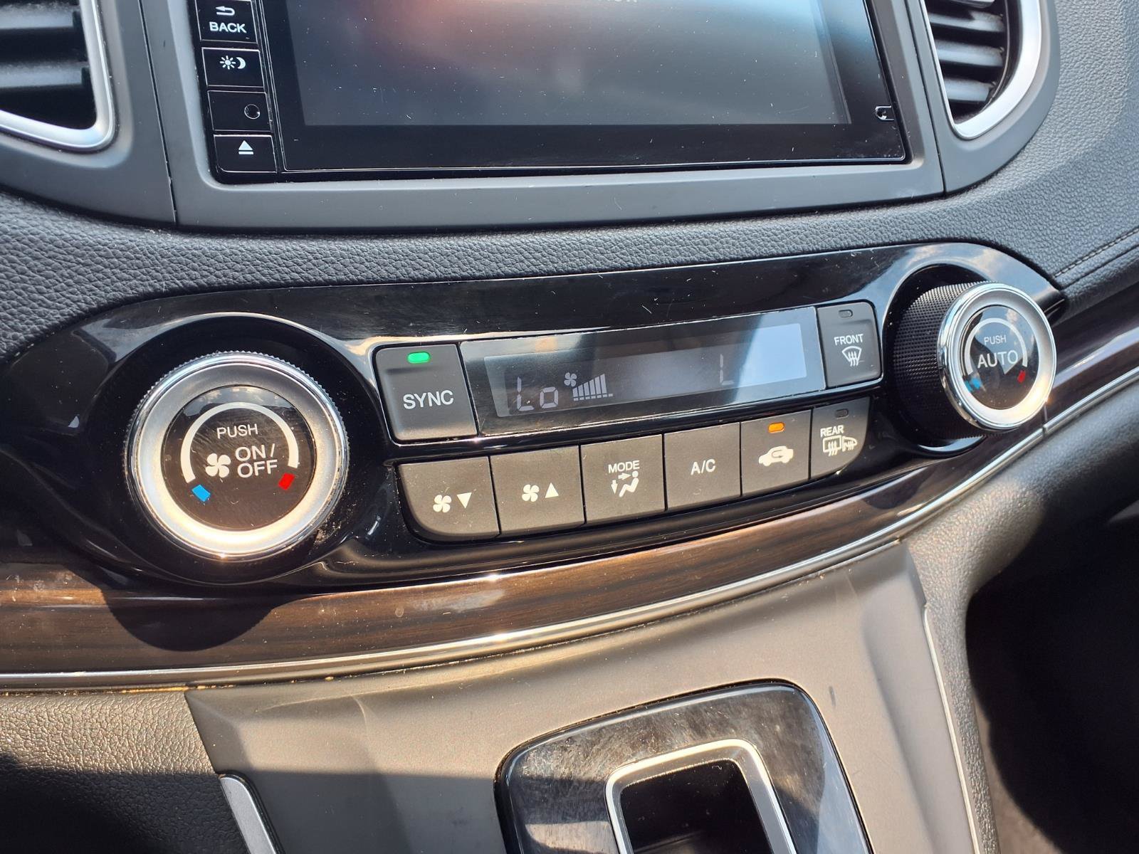 Used 2015 Honda CR-V Touring image 9