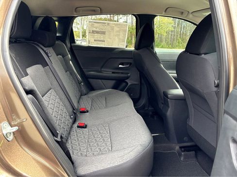 New 2026 Nissan Kicks SV w/ Cold Weather Package FWD image 7