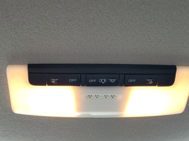 Certified 2024 Nissan Versa SV FWD image 18