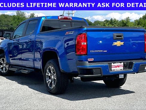 Used 2019 Chevrolet Colorado Z71 AWD/4WD image 9
