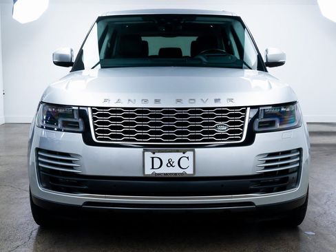 Used 2019 Land Rover Range Rover Supercharged image 2