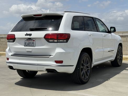 Used 2019 Jeep Grand Cherokee High Altitude RWD image 10