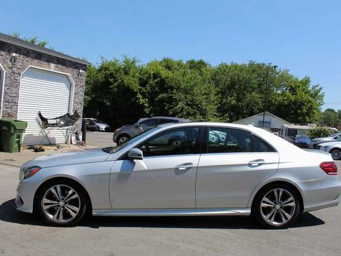 Used 2014 Mercedes-Benz E 350 Sedan w/ Premium 1 Package image 10