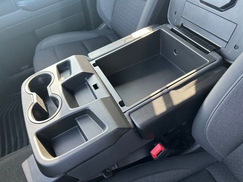 Used 2024 GMC Sierra 3500 SLE w/ SLE Value Package image 24