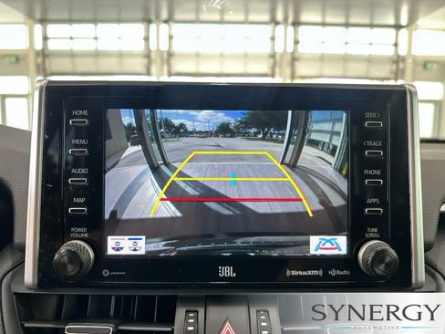 Used 2019 Toyota RAV4 Limited FWD image 14