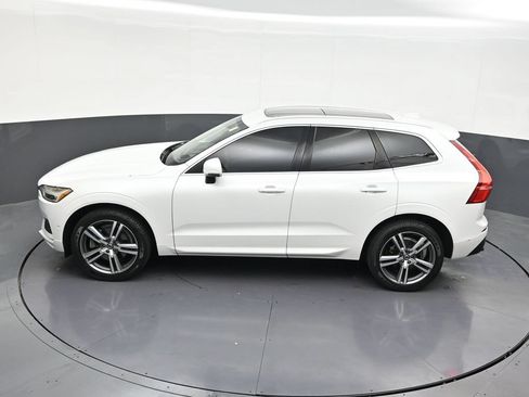 Used 2018 Volvo XC60 T6 Momentum w/ Advanced Package AWD/4WD image 15