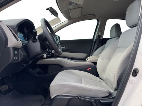 Used 2020 Honda HR-V LX image 10